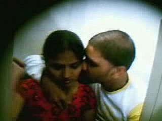 Voyeurs avec les filles indiennes se fait baiser par derrière