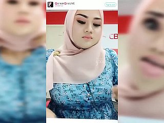 Hot Malaysian Hijab - Bigo Live #37
